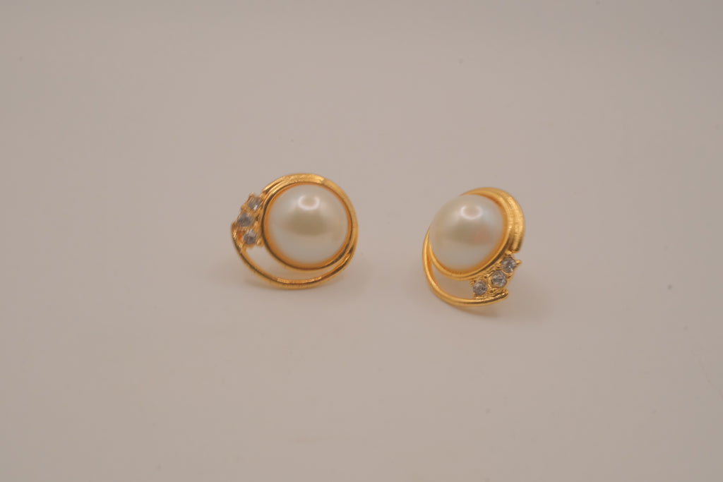 Vintage faux pearl and clear rhinestone earrings