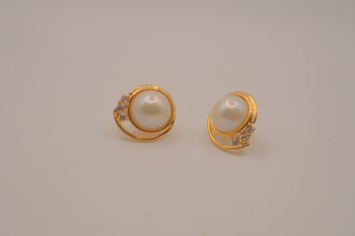 Vintage faux pearl and clear rhinestone earrings