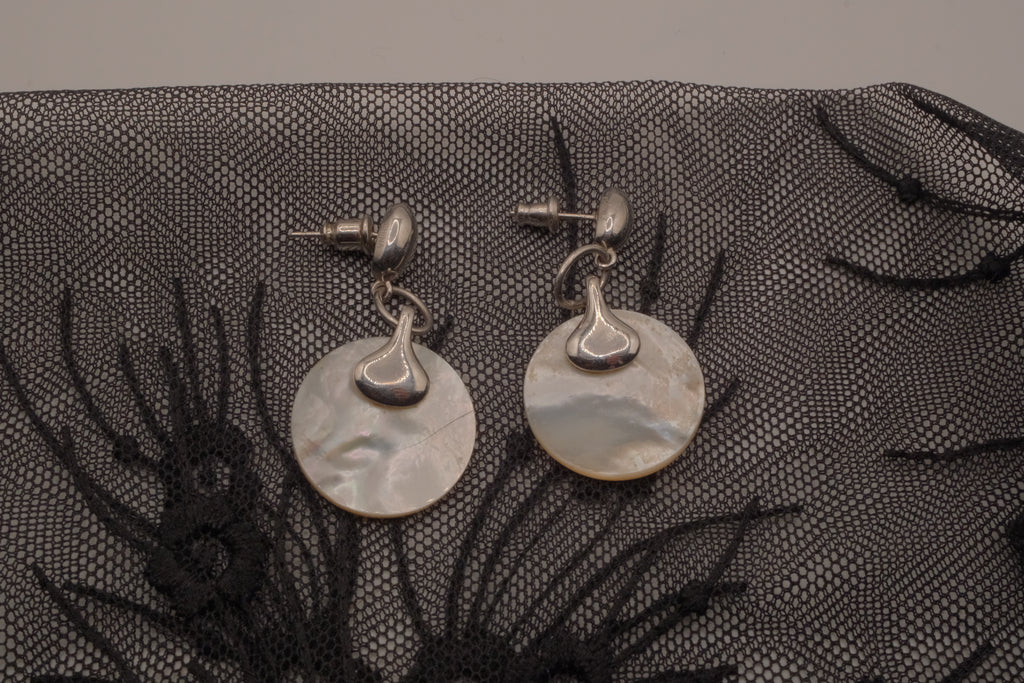 Vintage sterling silver mother of pearl dangle earrings