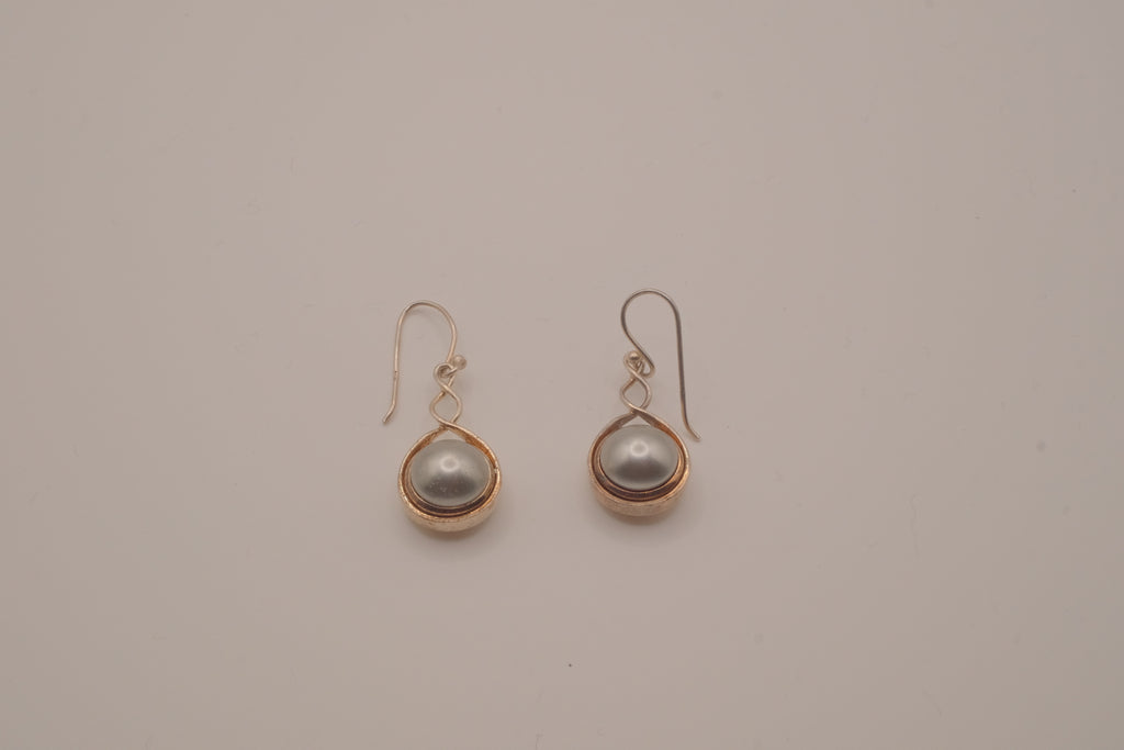 Sterling silver Intertwining Vines Pearl Twist Earrings