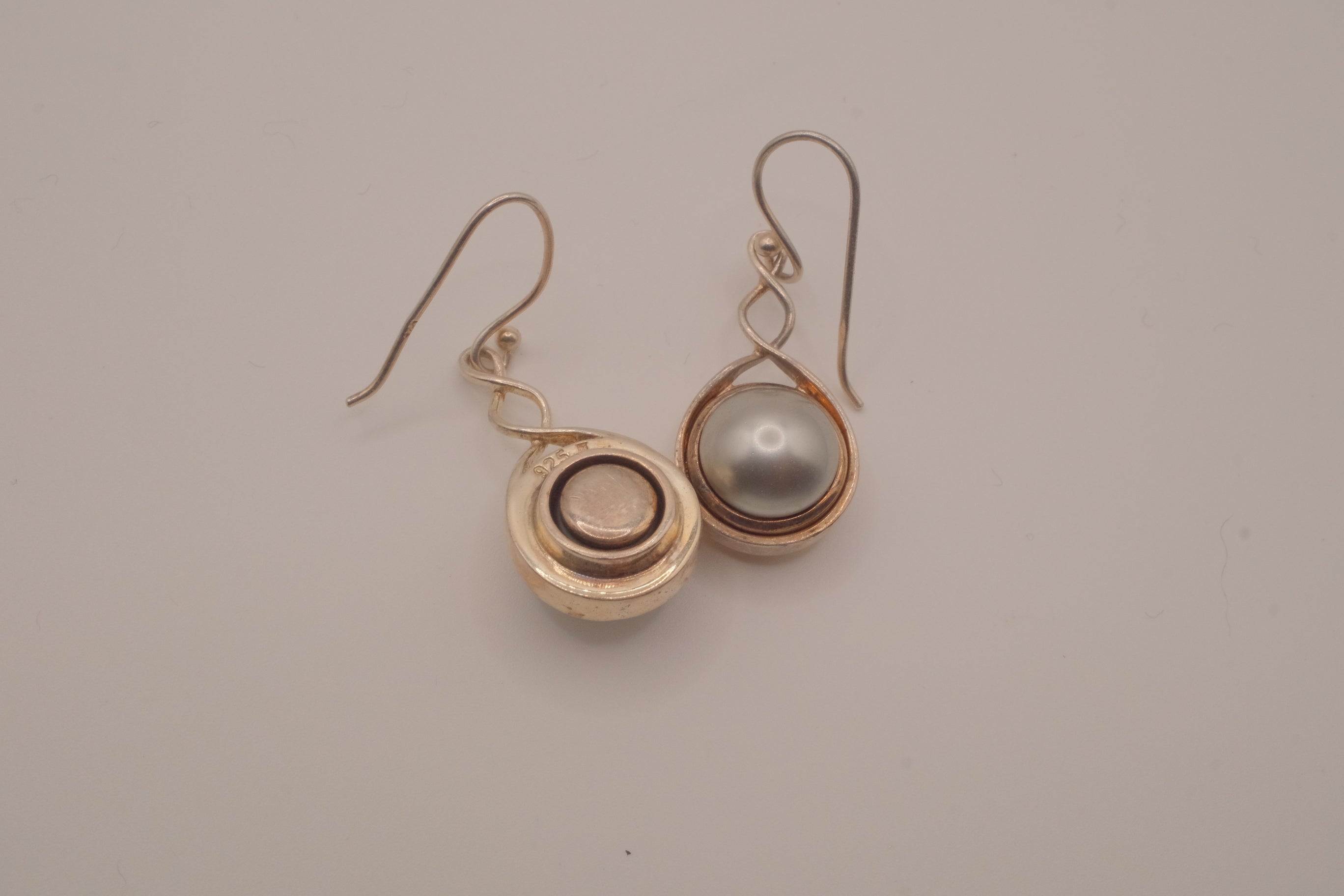 Sterling silver Intertwining Vines Pearl Twist Earrings
