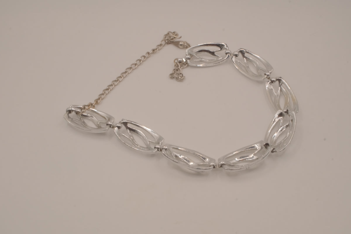 Vintage silver-tone filigree openwork link necklace