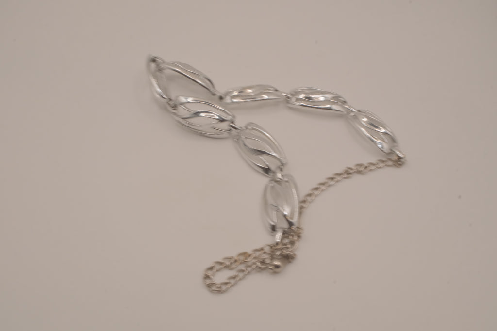 Vintage silver-tone filigree openwork link necklace