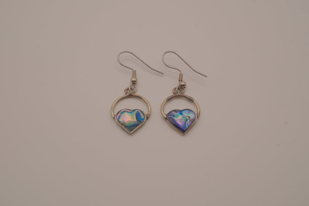 Heart-shaped abalone shell drop earrings