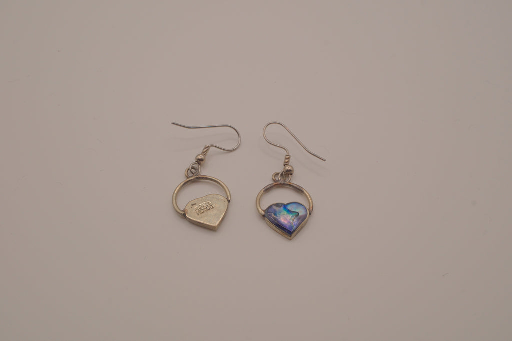Heart-shaped abalone shell drop earrings