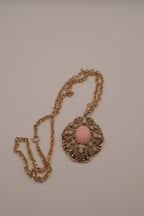 1974 Avon "Queen Anne's Lace" pendant necklace