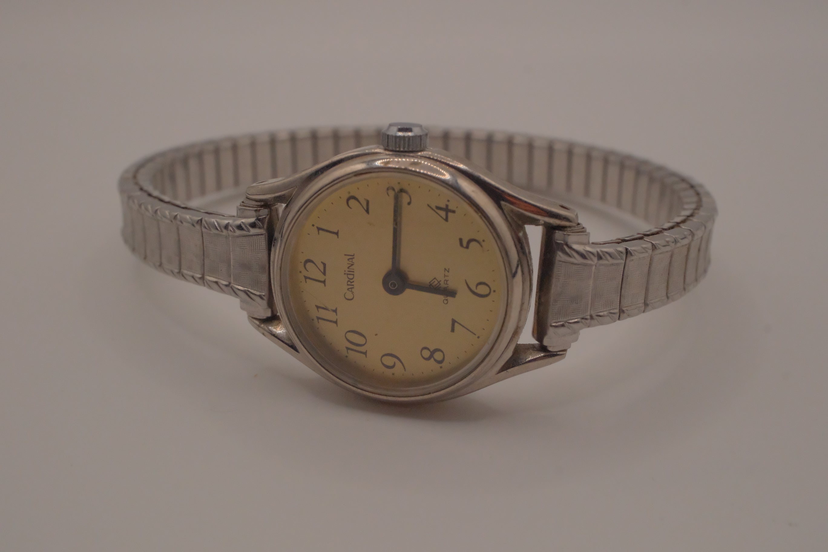 Cardinal ladies' expansion band wristwatch