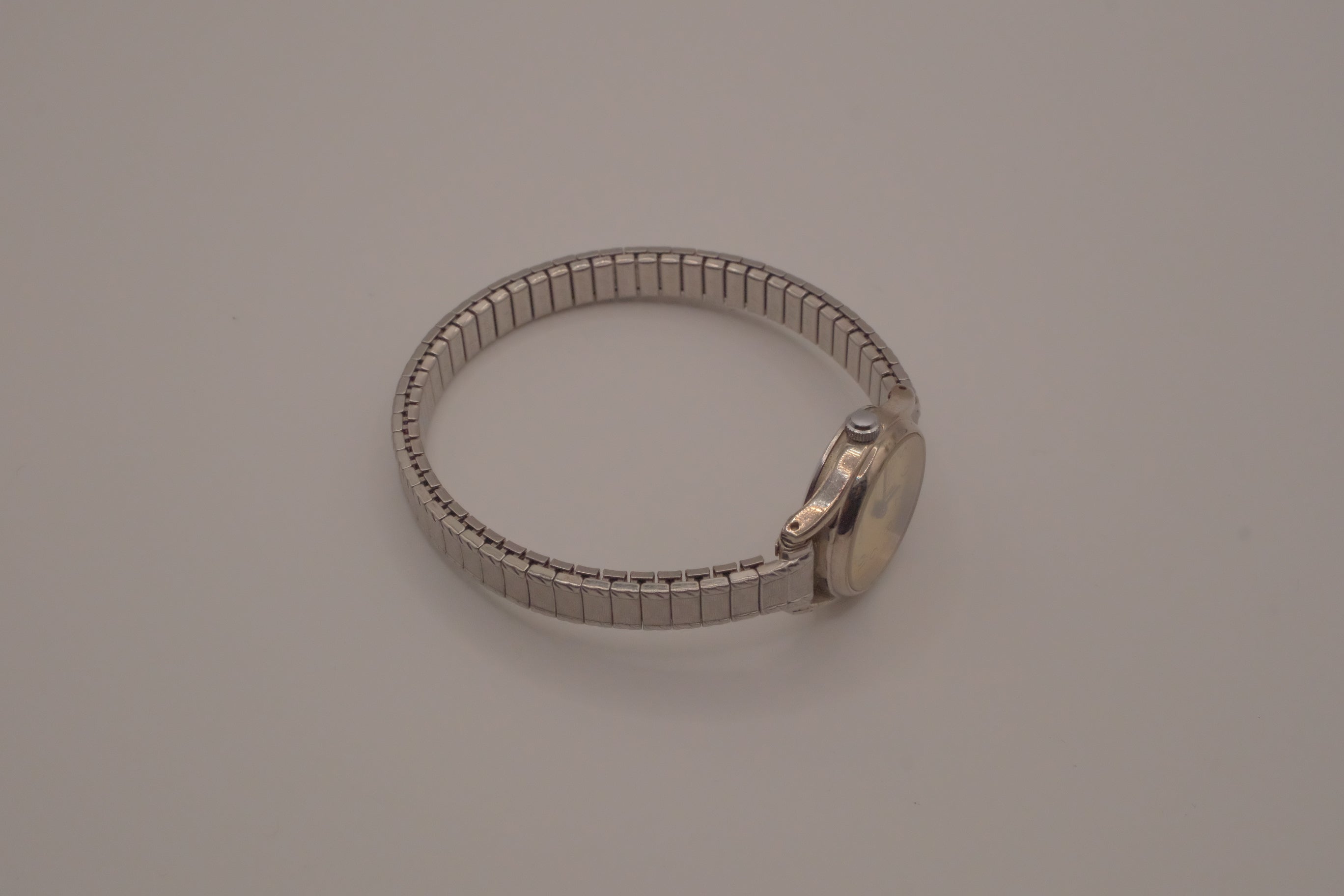 Cardinal ladies' expansion band wristwatch