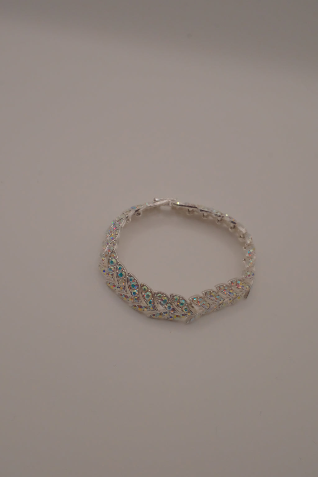 Vintage interlocking leaf-link &nbsp;bracelet