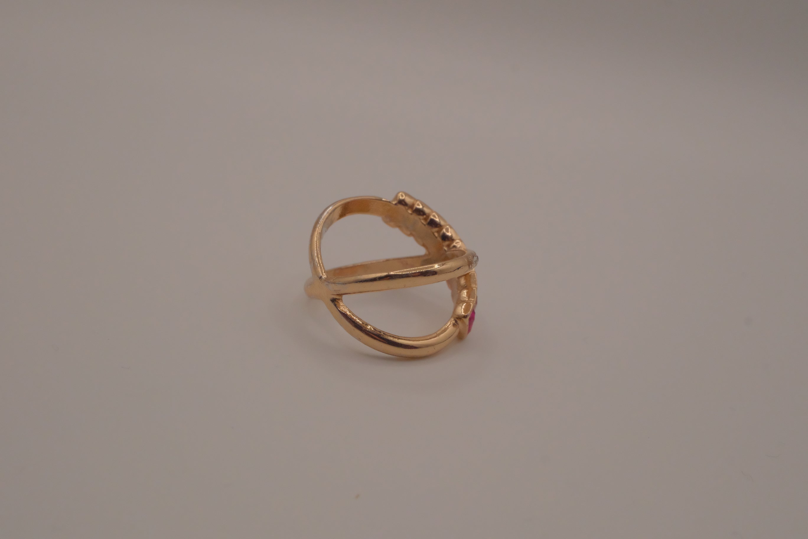 Rainbow crisscross statement ring&nbsp;
