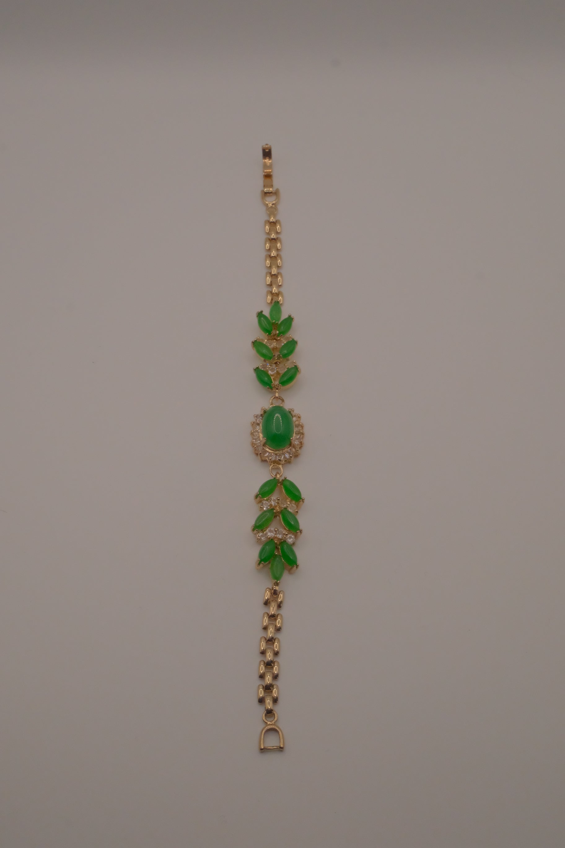 Vintage marquise-cut green stones bracelet