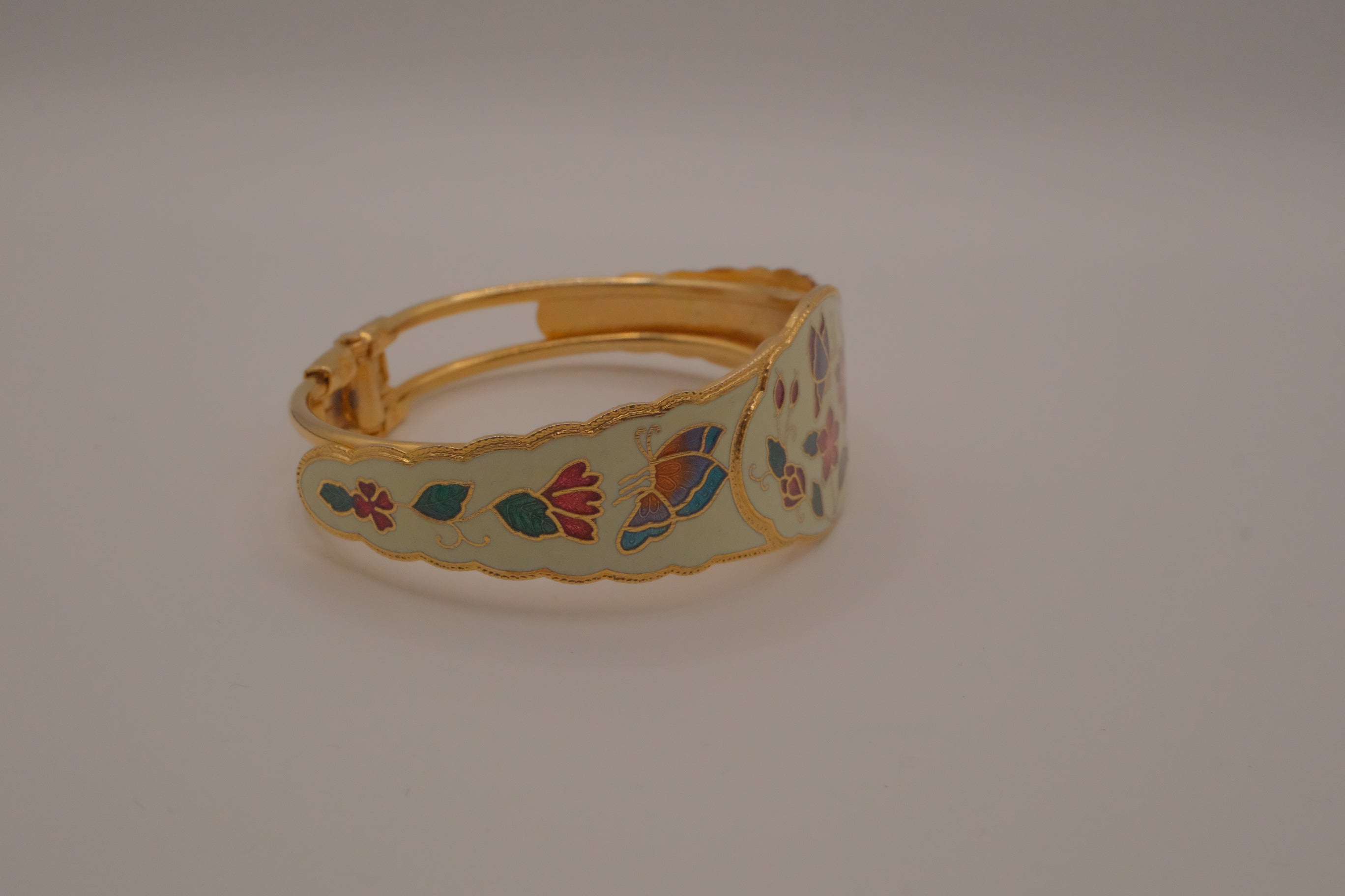 Vintage Floral cloisonné clamper cuff bracelet