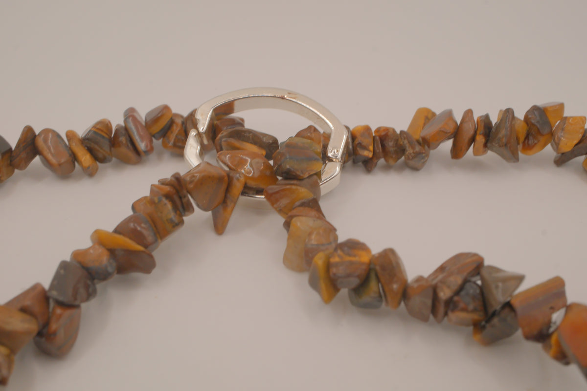 Vintage Avon tiger's eye chip necklace