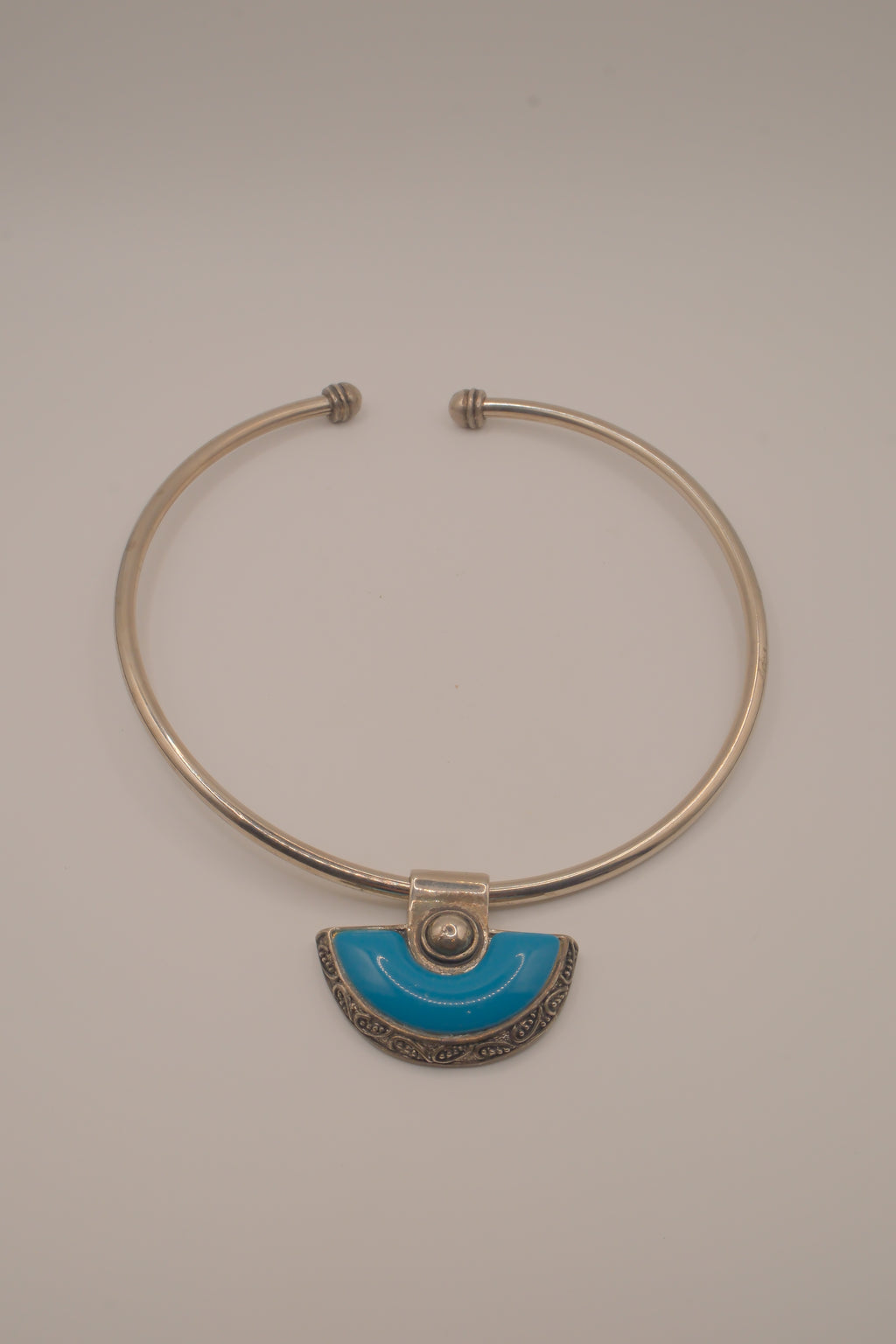 Vintage silver tone torque collar necklace
