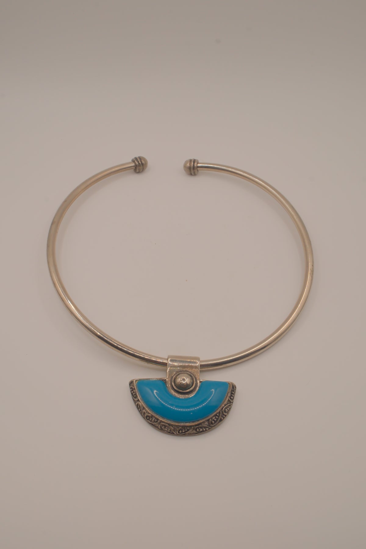 Vintage silver tone torque collar necklace