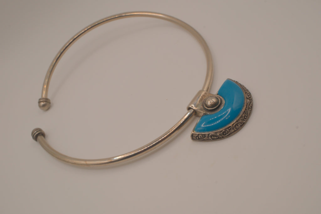 Vintage silver tone torque collar necklace