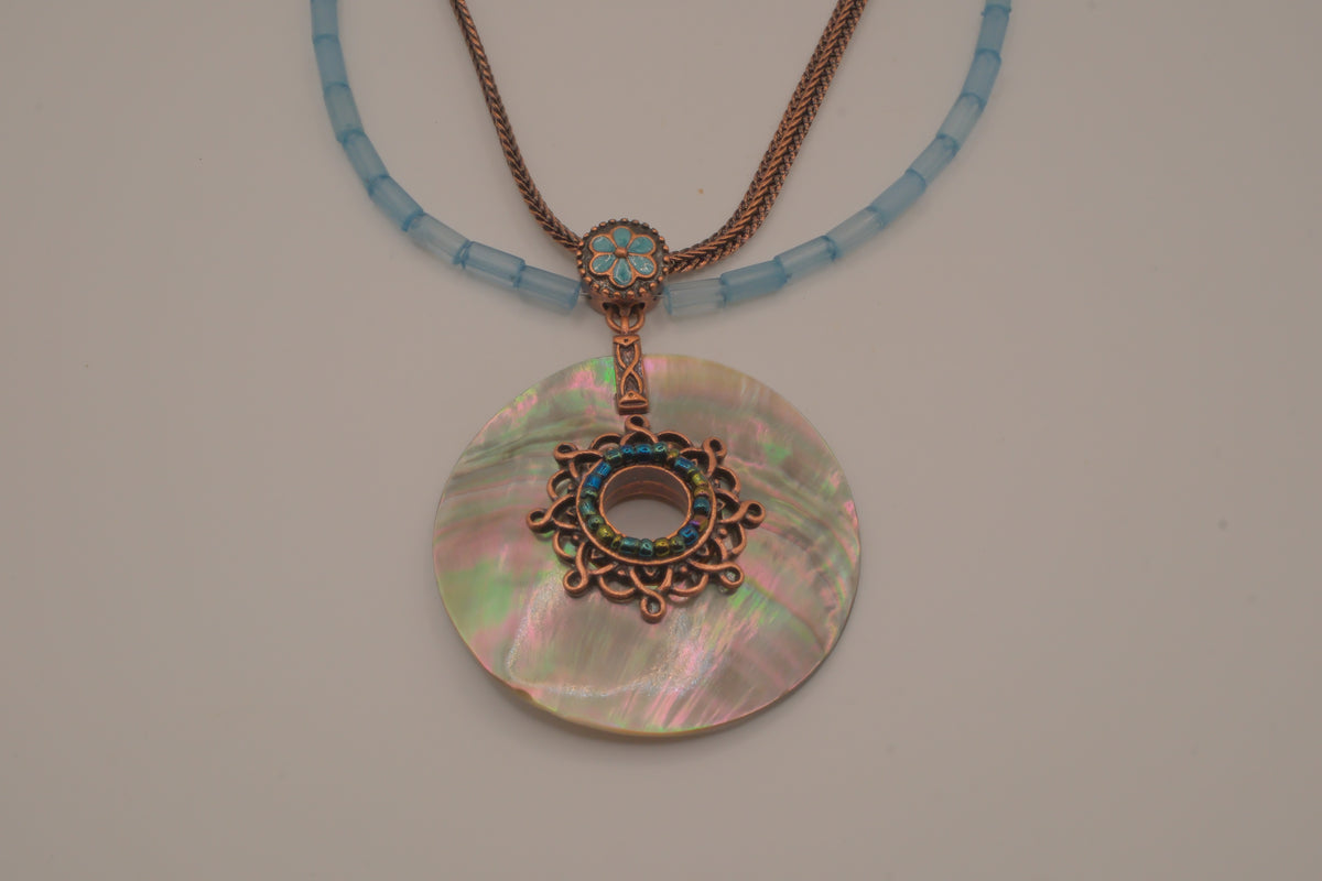 Vintage Avon Mother of Pearl Disk Necklace