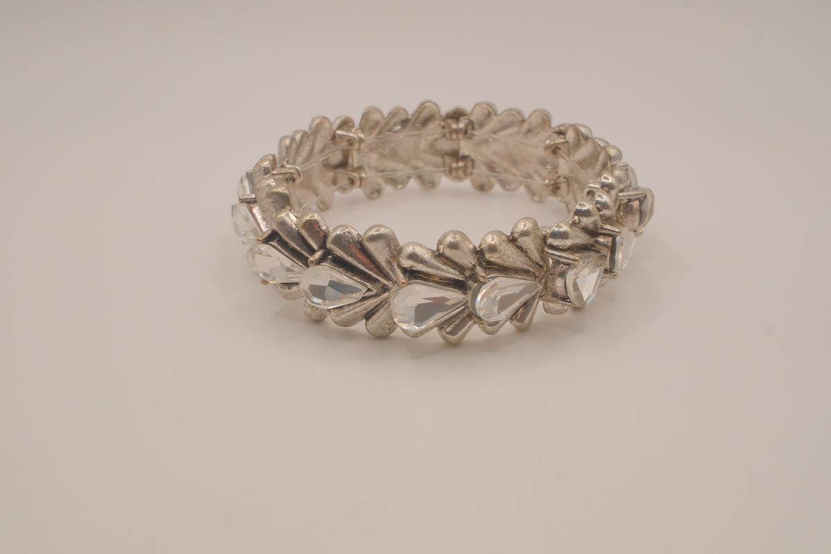 Vintage silver-tone stretch bracelet