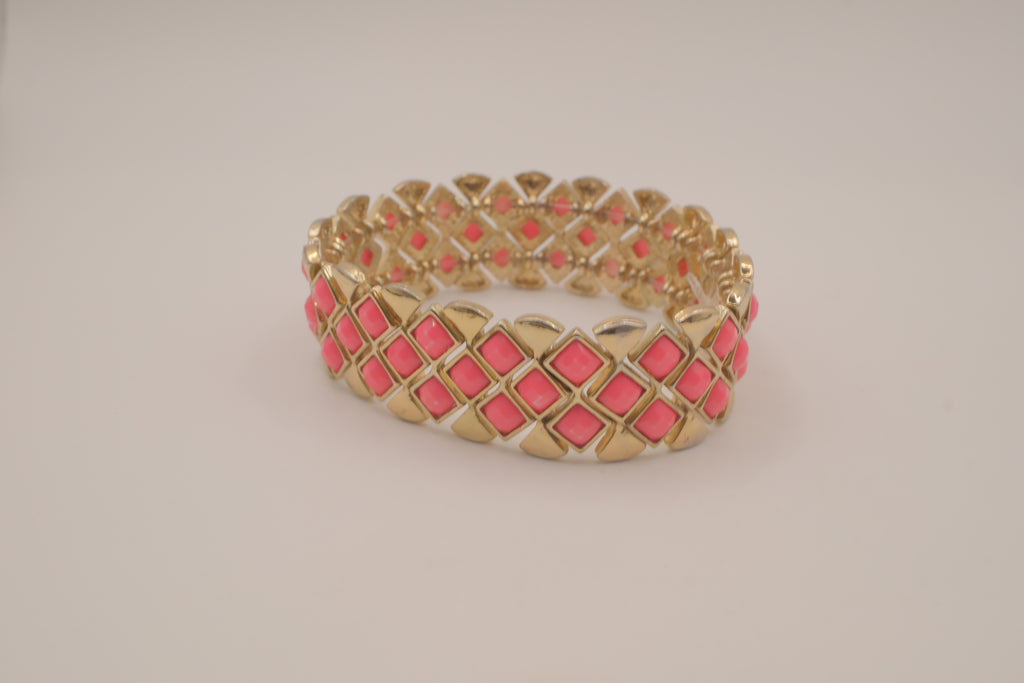Vintage trellis pattern stretch bracelet