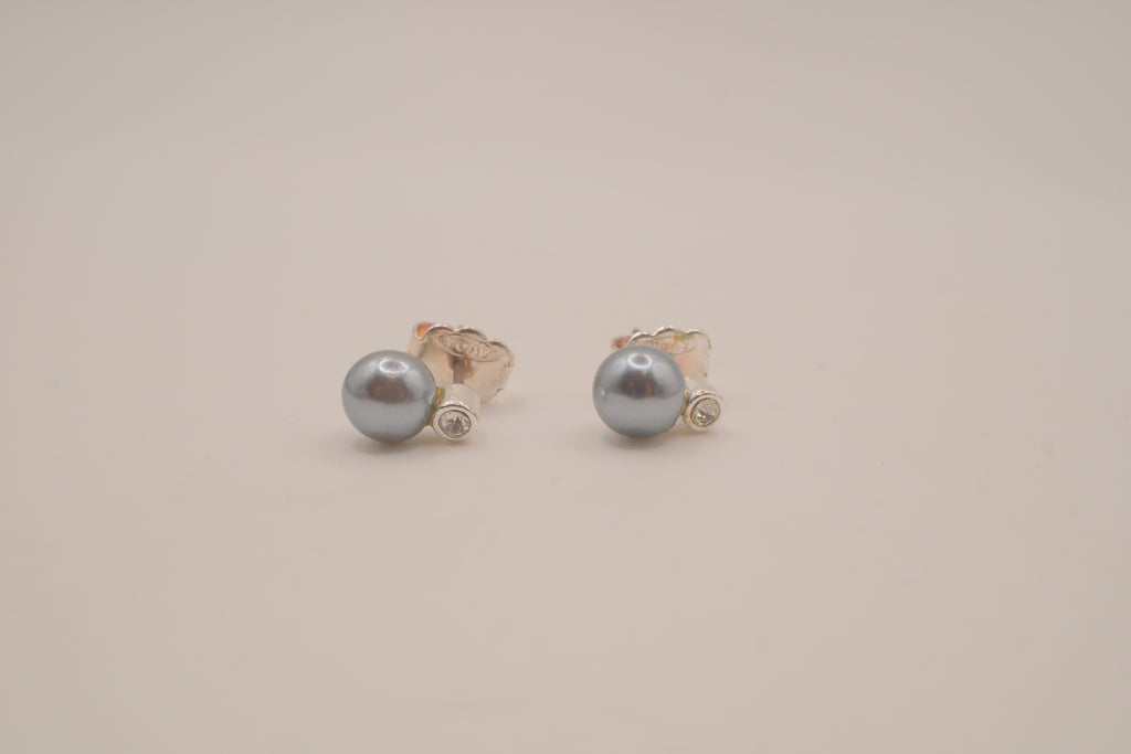 Vintage Avon grey faux pearl stud earrings
