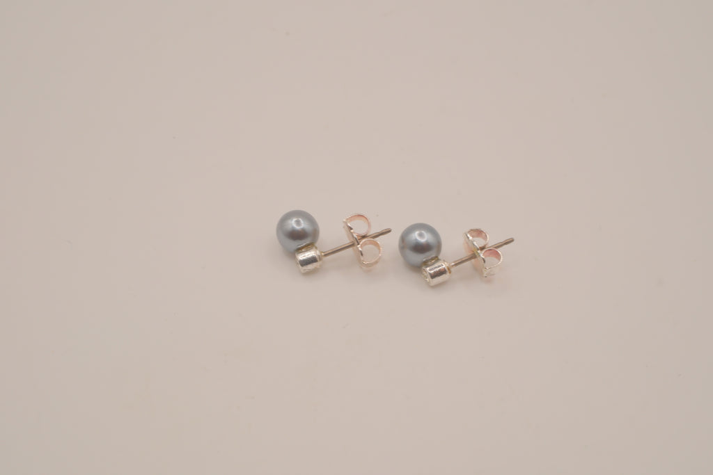 Vintage Avon grey faux pearl stud earrings