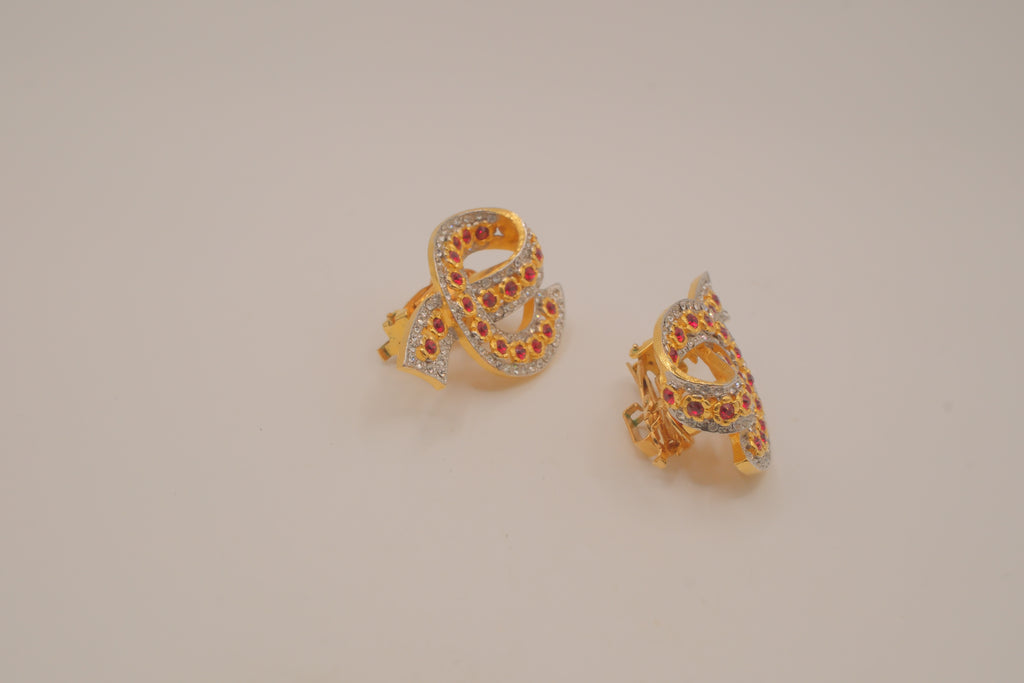 Vintage mixed tone ribbon-scroll style clip earrings