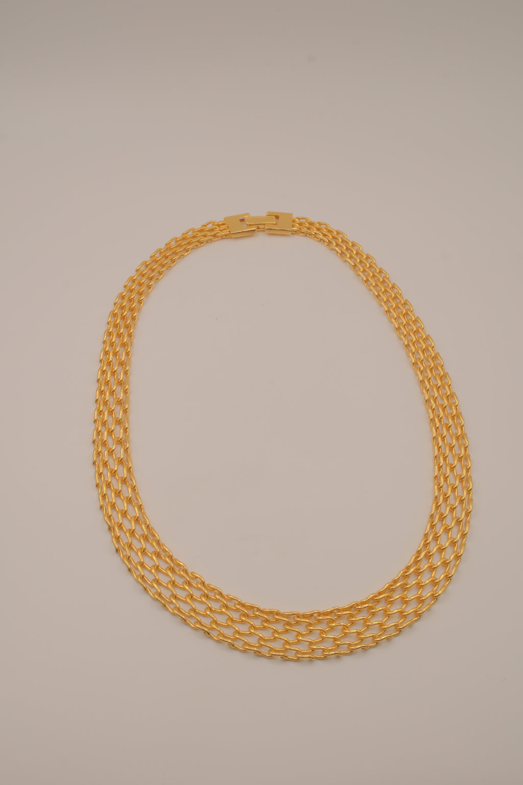 Vintage Avon gold-tone mesh collar necklace
