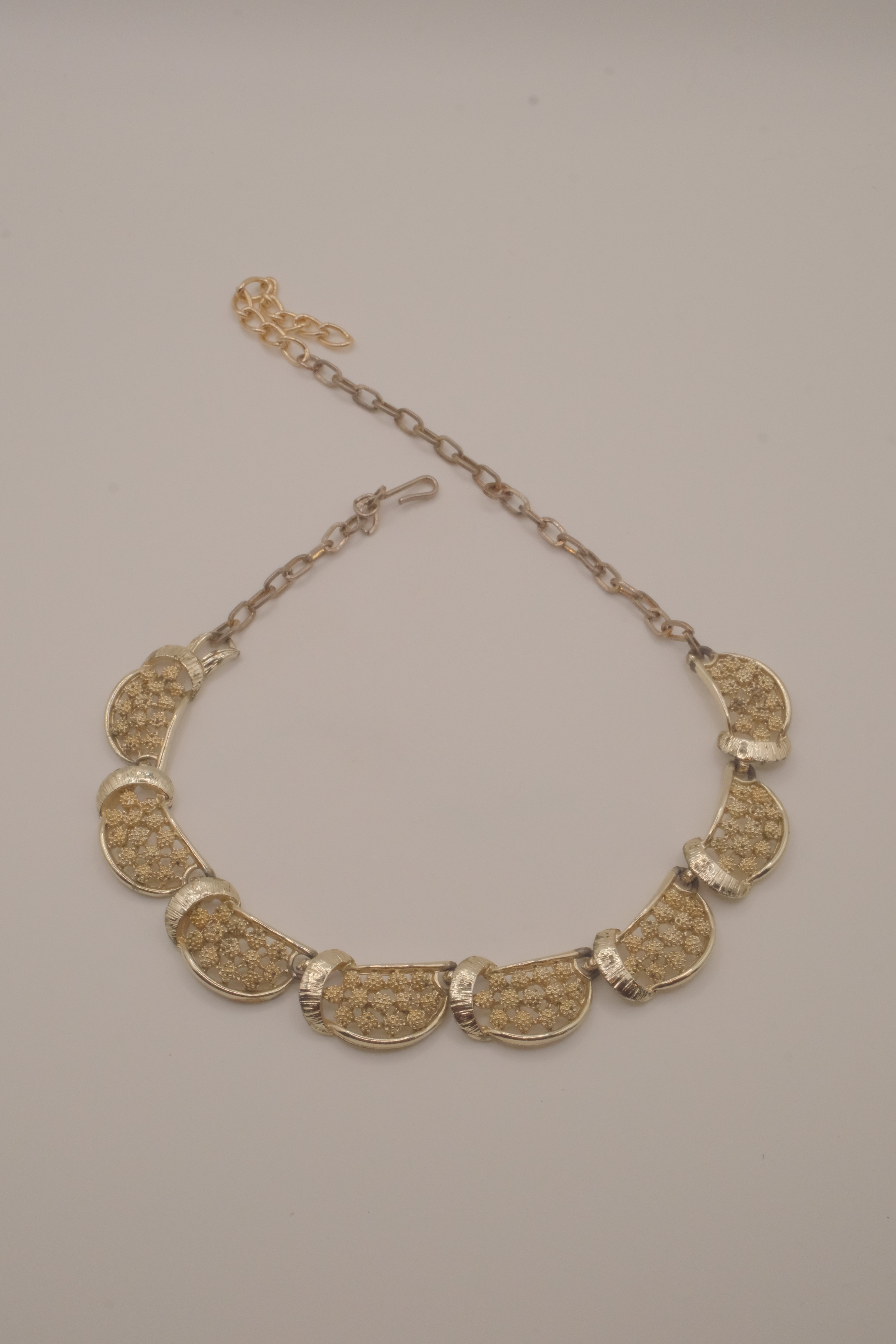 Vintage 1950s Coro gold-tone abstract panel link choker necklace