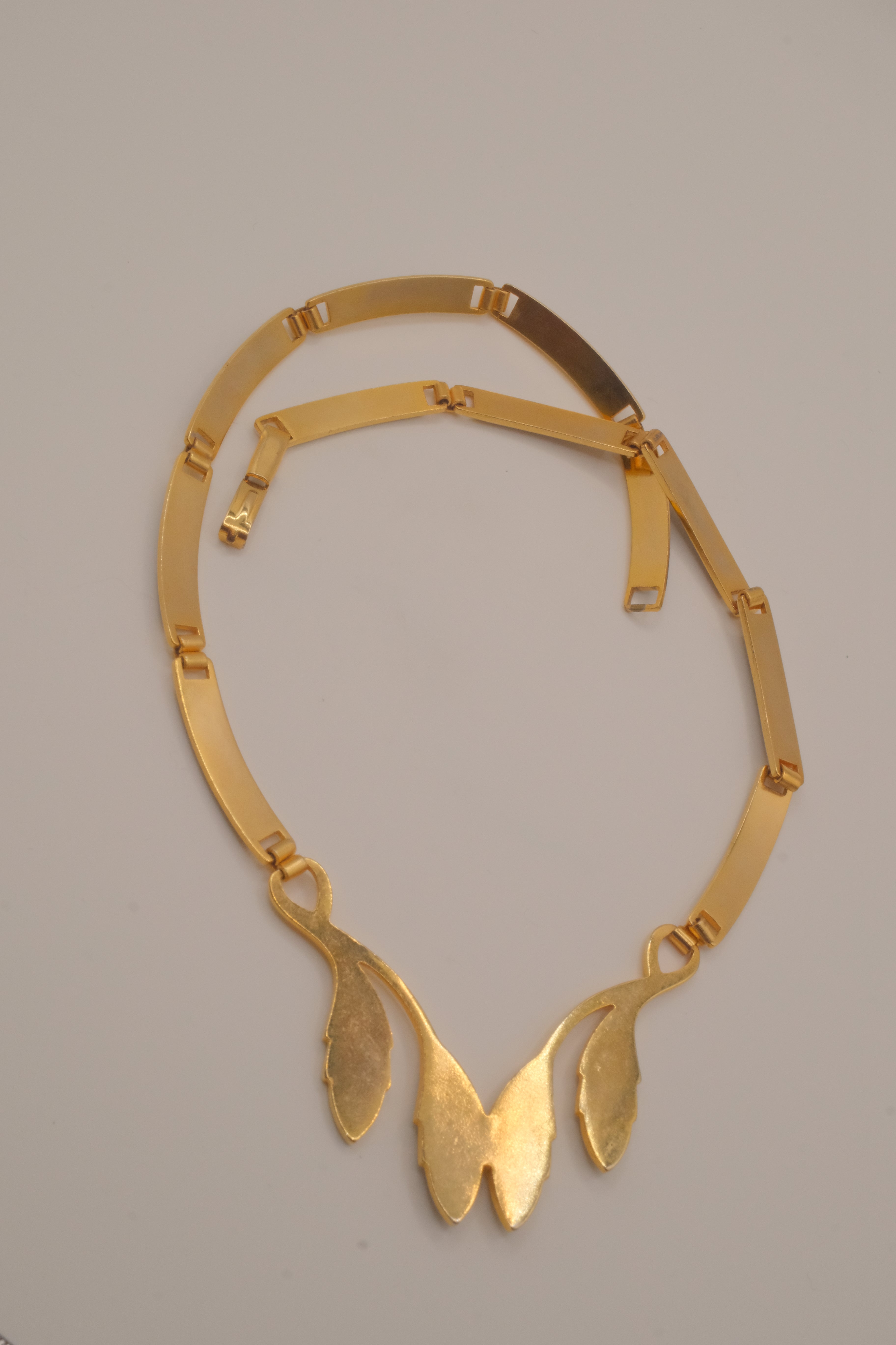 Vintage mid-century choker necklace