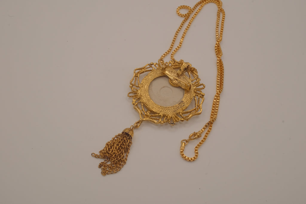 Vintage Victorian-style floral pendant necklace