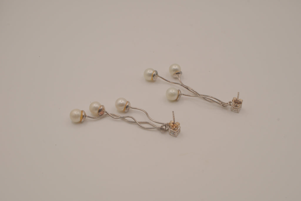 Sterling silver pearl dangle earrings