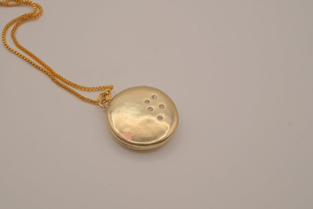 Coro mother-of-pearl locket pendant&nbsp;