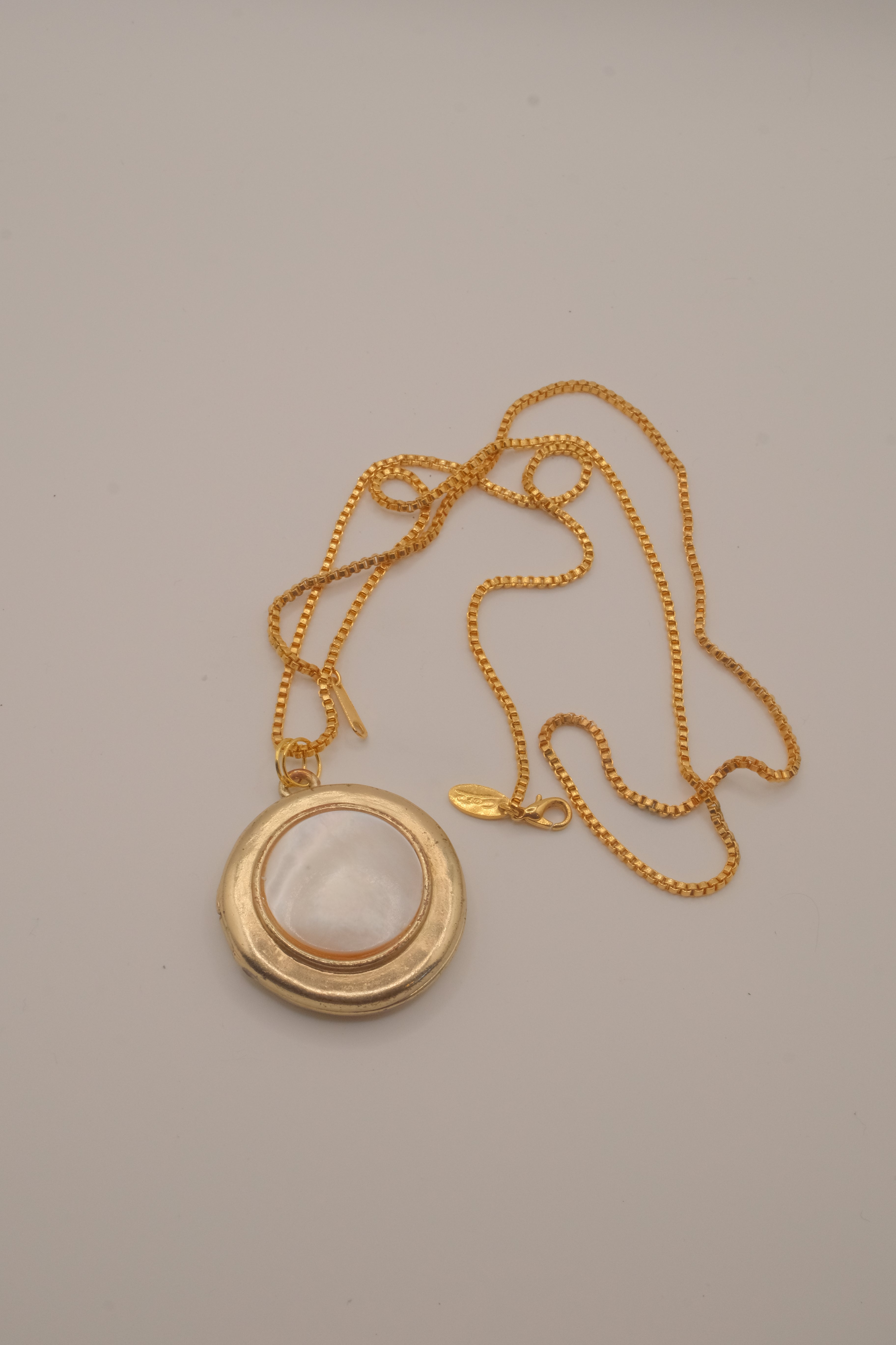 Coro mother-of-pearl locket pendant&nbsp;