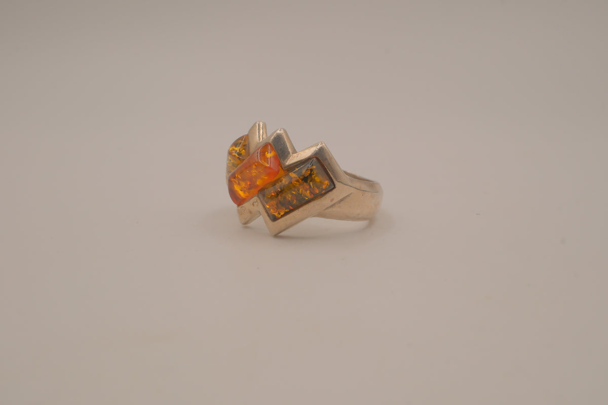 Vintage modernist Baltic amber and sterling silver ring