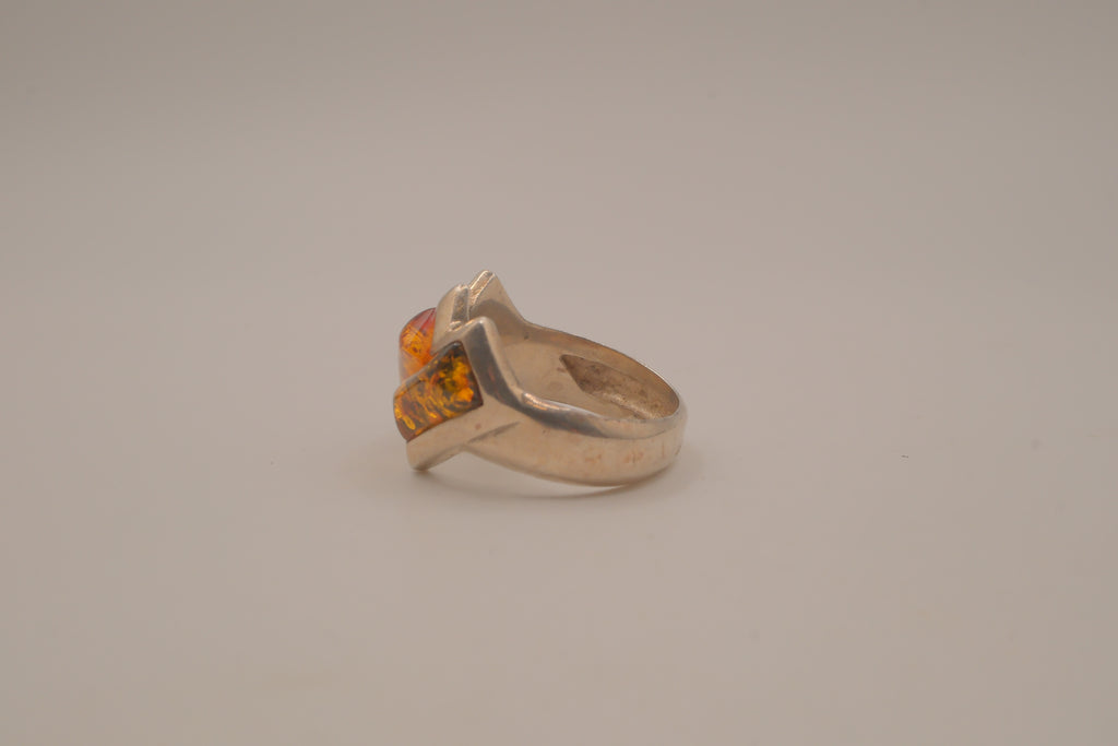 Vintage modernist Baltic amber and sterling silver ring