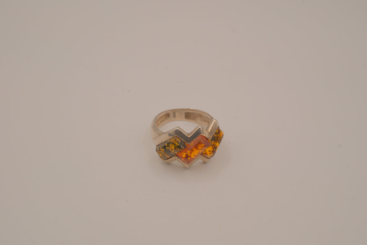 Vintage modernist Baltic amber and sterling silver ring