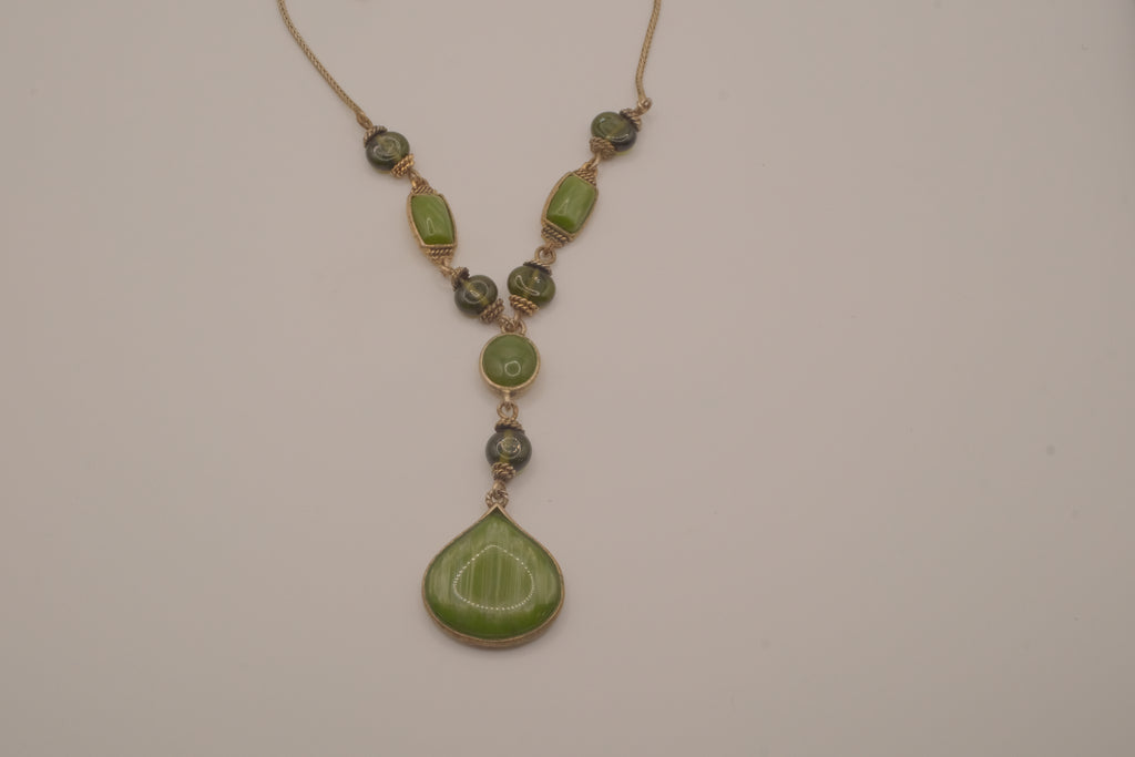 Vintage Green cabochons drop pendant necklace