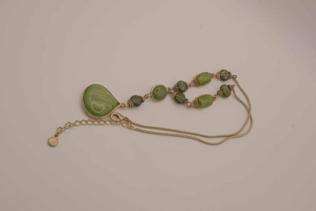 Vintage Green cabochons drop pendant necklace
