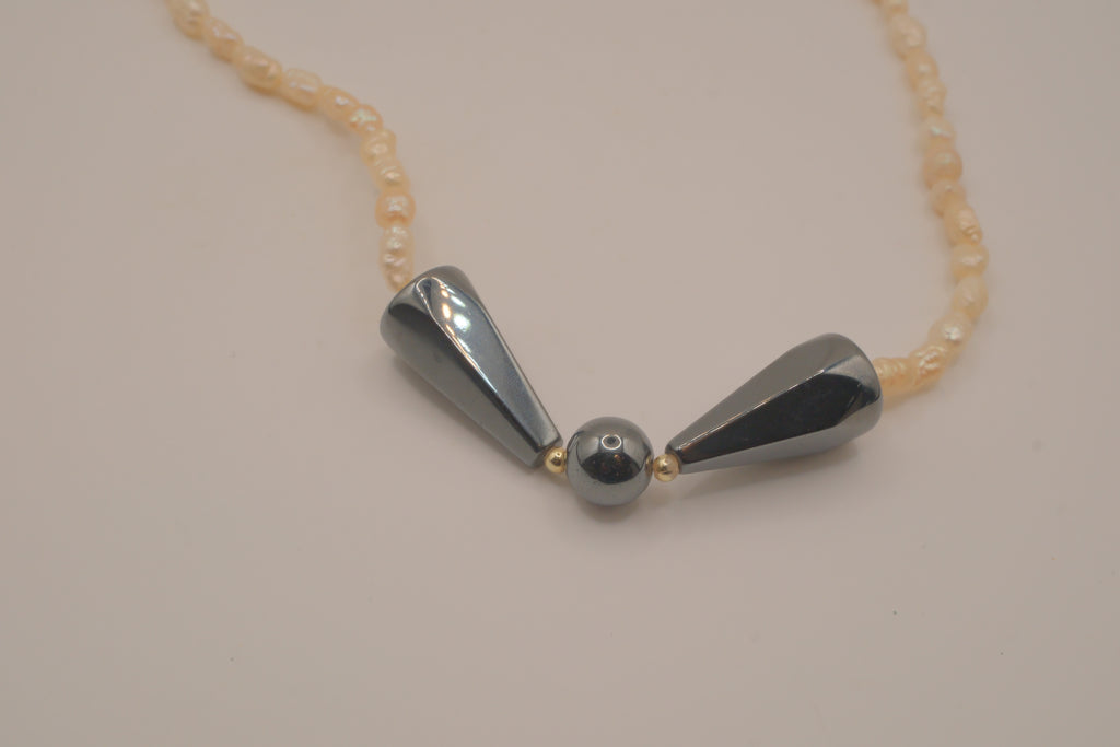 Vintage freshwater rice pearls necklace