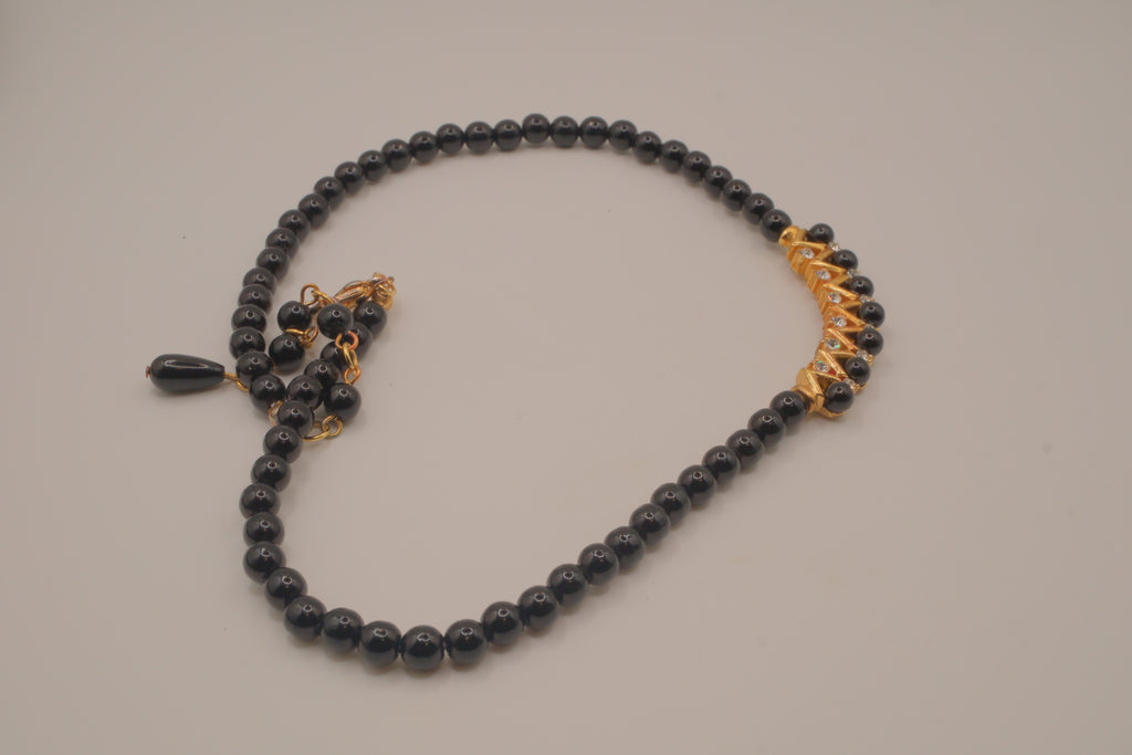 Vintage elegant black beaded necklace