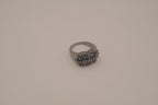 10 KT black floral cluster statement ring
