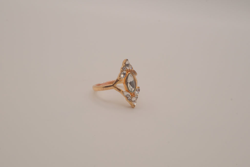 Vintage geometric marquise cut ring