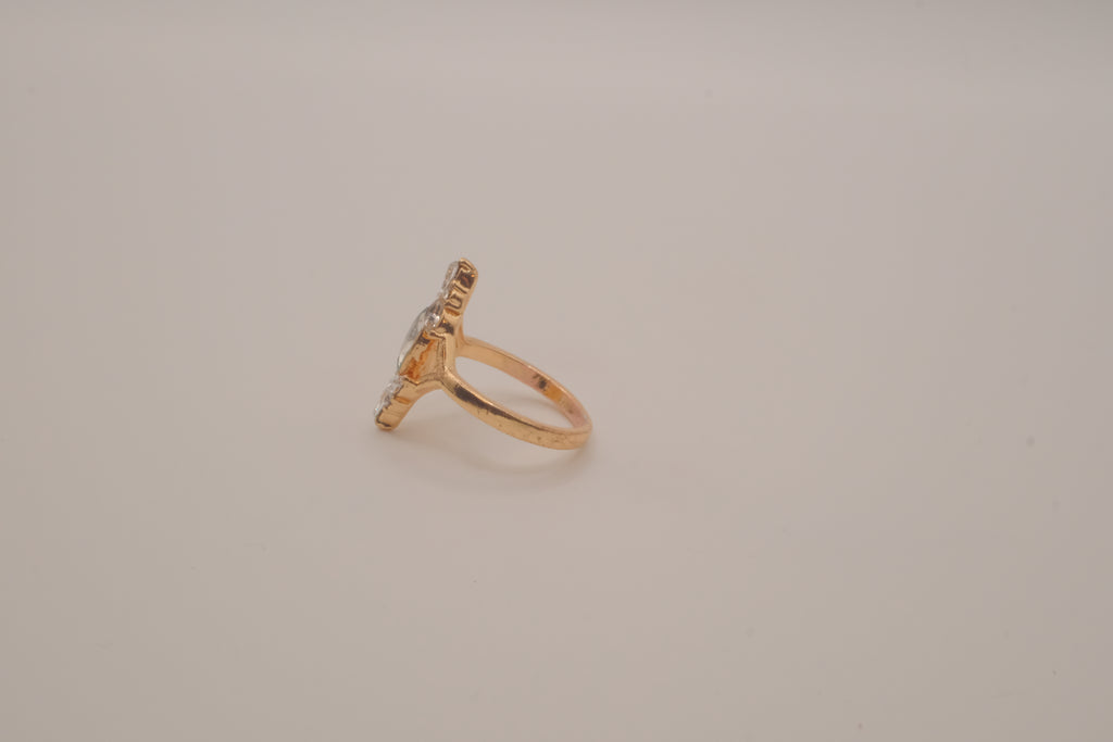 Vintage geometric marquise cut ring