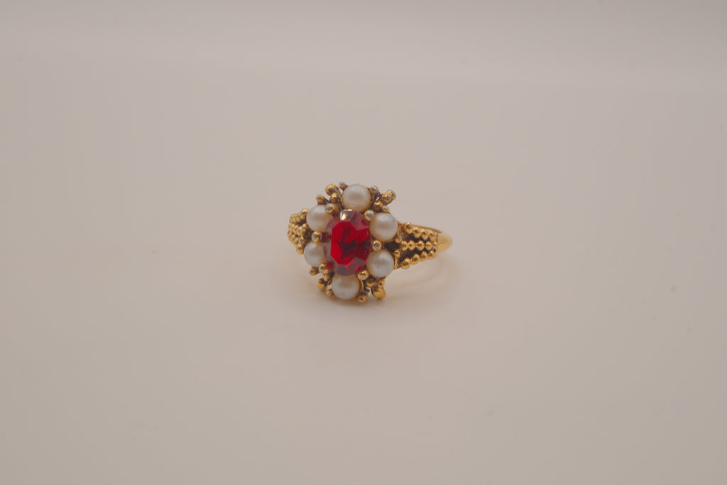 Avon "Roseglow" cocktail ring