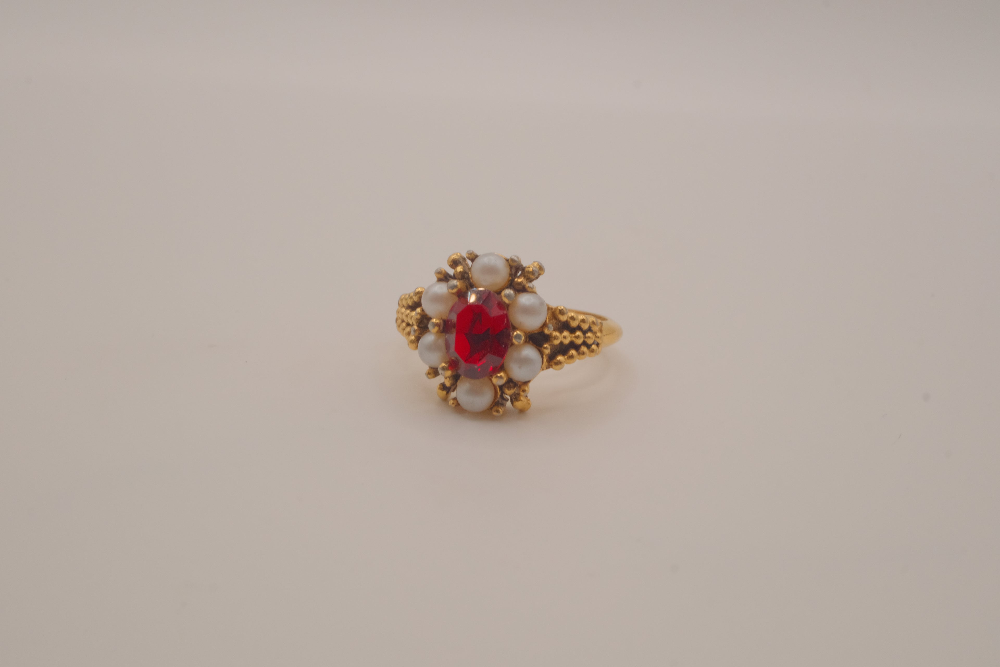 Avon "Roseglow" cocktail ring