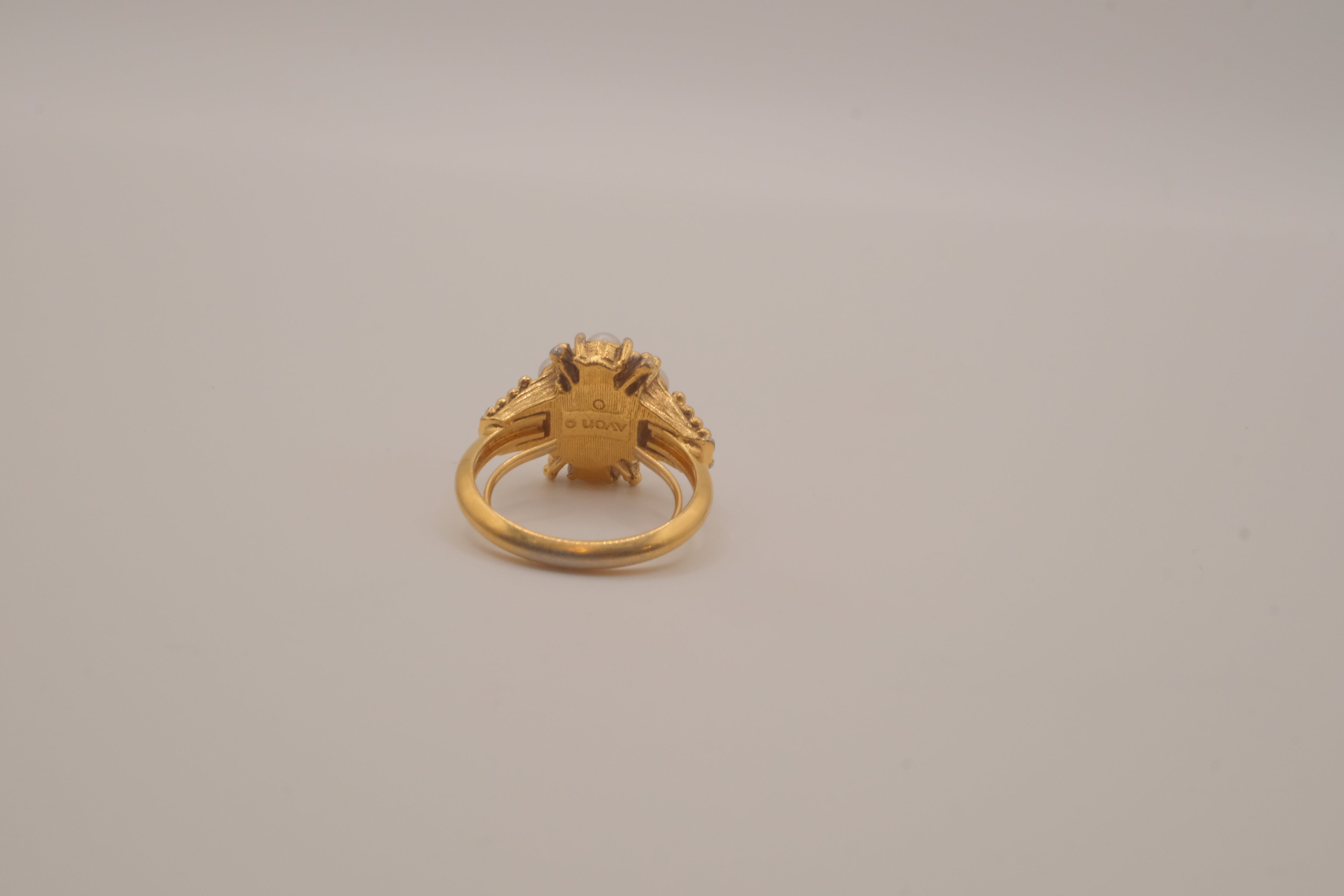 Avon "Roseglow" cocktail ring