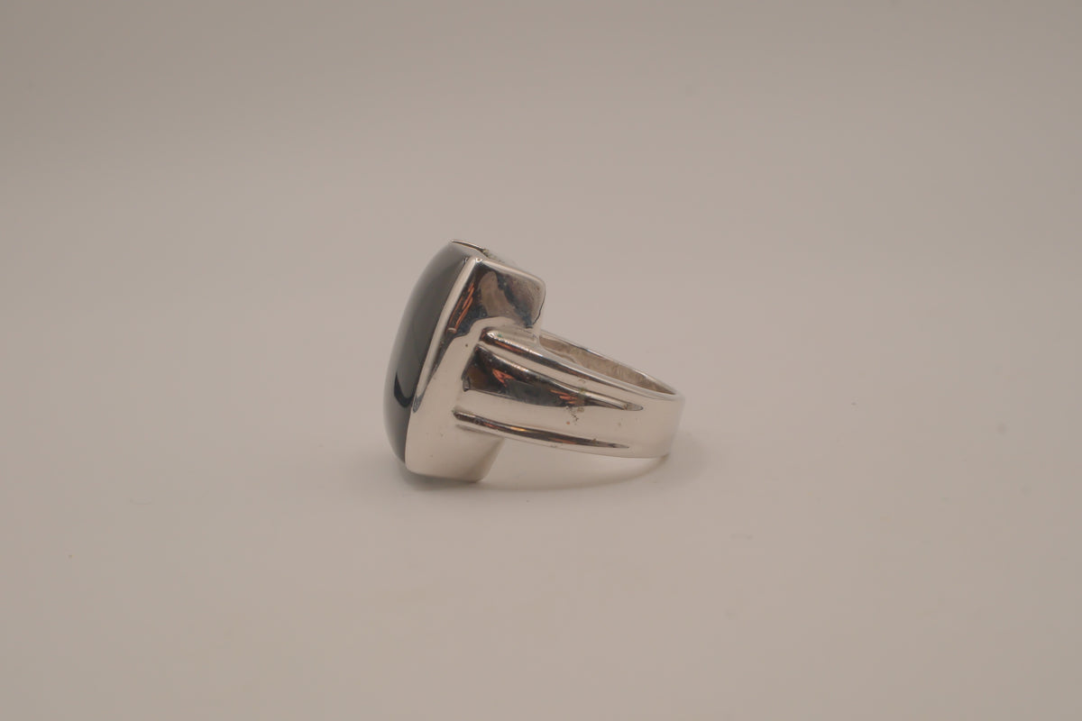 Silver tone Rectangular cabochon Black stone statement ring