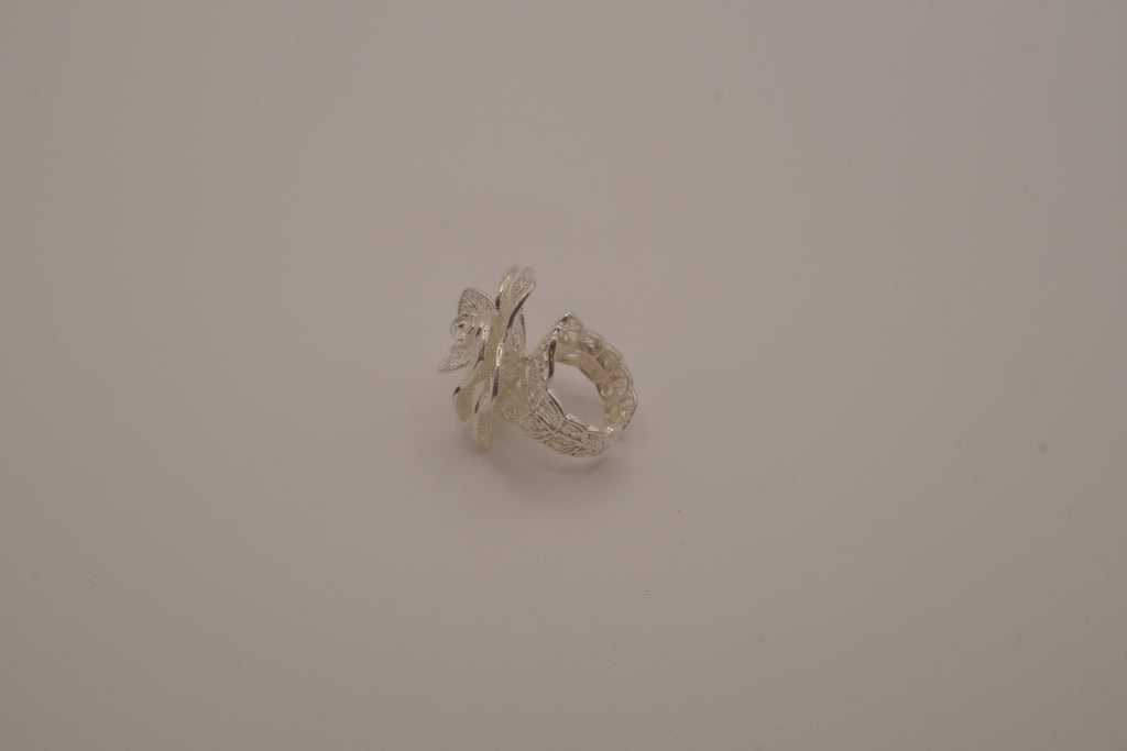 Sterling silver filigree flower ring