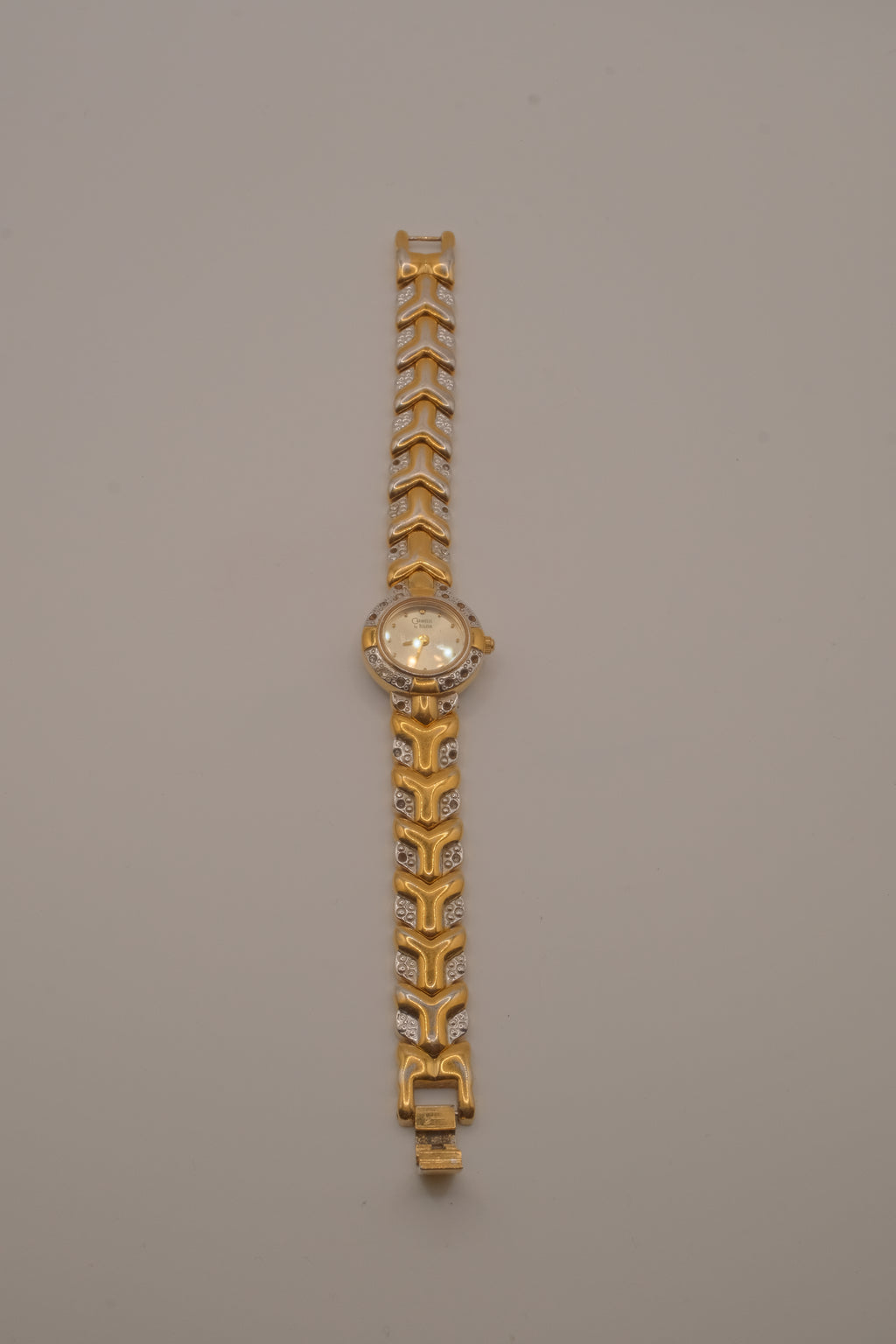Vintage Caravelle Bulova Gold and Silver toned watch