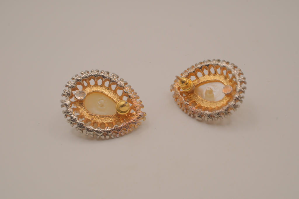 Vintage gold-tone teardrop faux pearl earrings